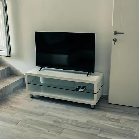 Apartment House R&r Makarska