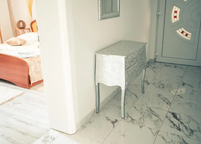 House R&r Apartment Makarska